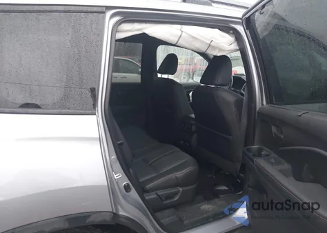 2024 Honda Passport Awd Trailsport from USA, damaged, VIN 5FNYF8H63RB009055